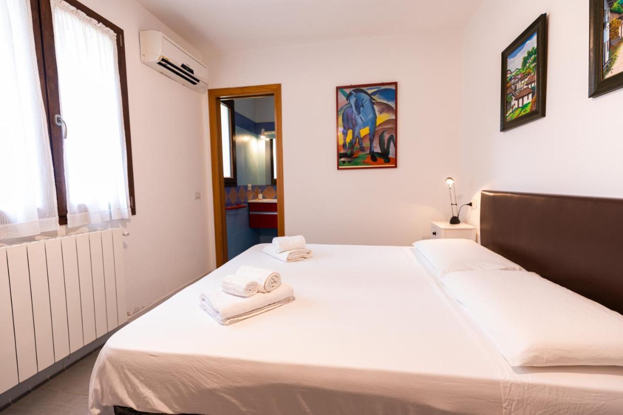 Theo'S Rooms Olbia Kültér fotó