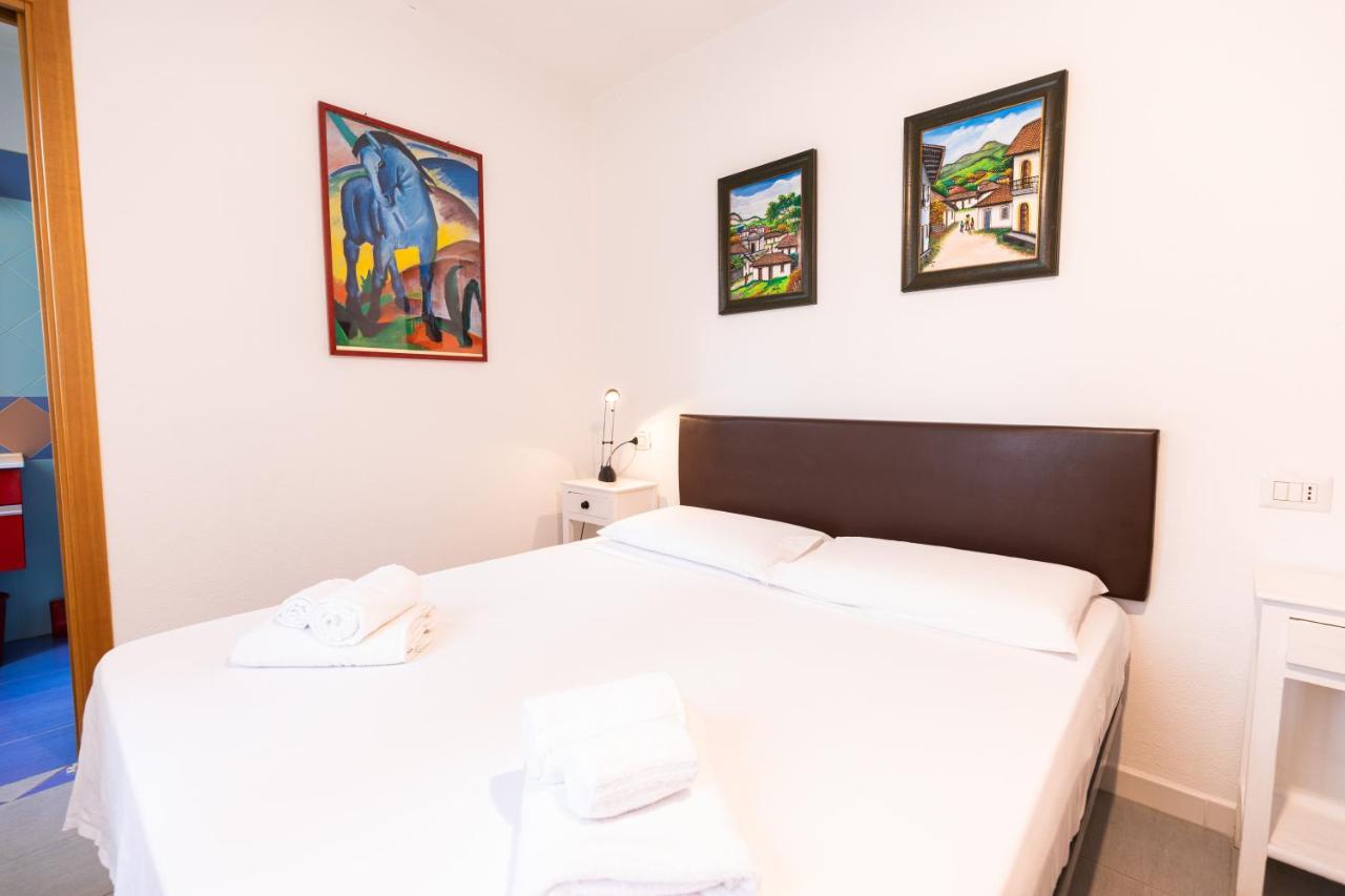 Theo'S Rooms Olbia Kültér fotó